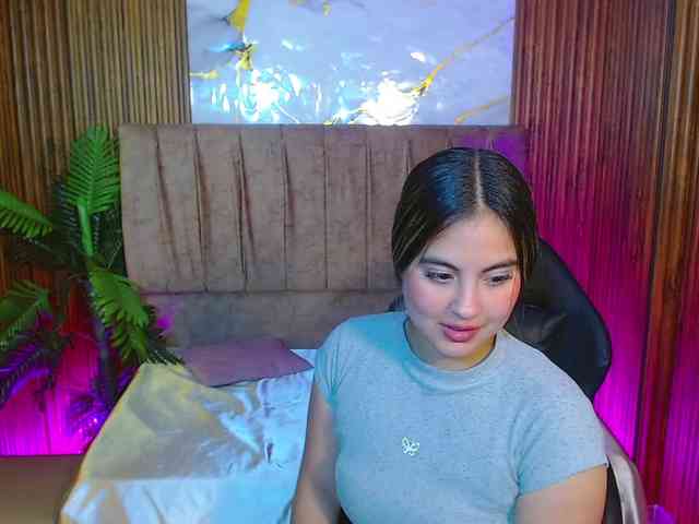 juanita-tay webcam