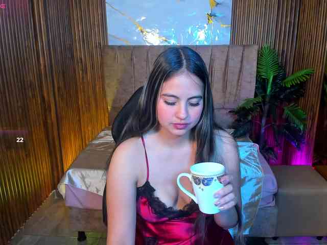 juanita-tay webcam