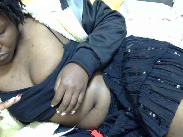 Sweet-ebony20