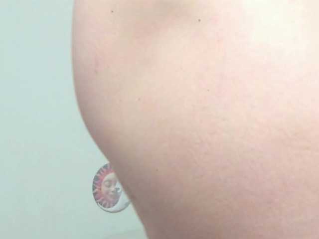 Lorena422 live cam on BongaCams