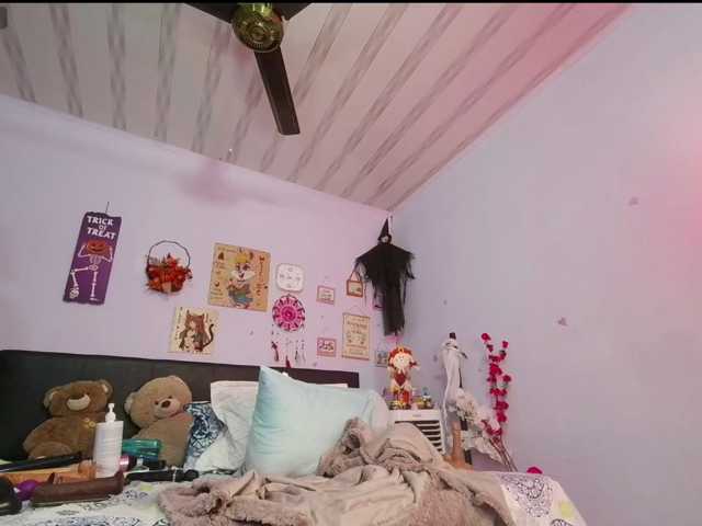 Lorrayne- live cam preview