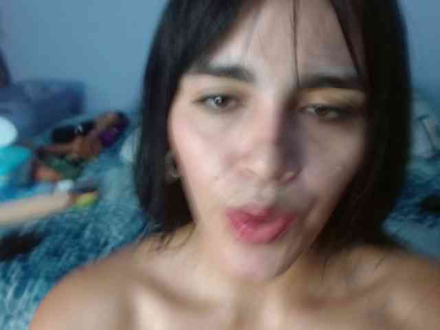 Lorraynesmith webcam