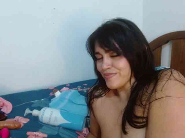 Lorraynesmith webcam