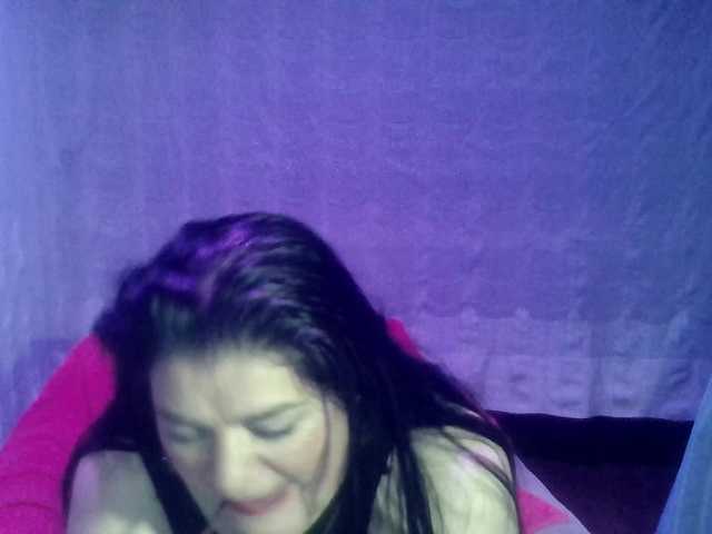 sexy-camy's BongaCams show and profile