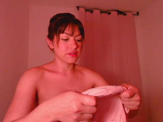 Melyzamek27 live cam on BongaCams