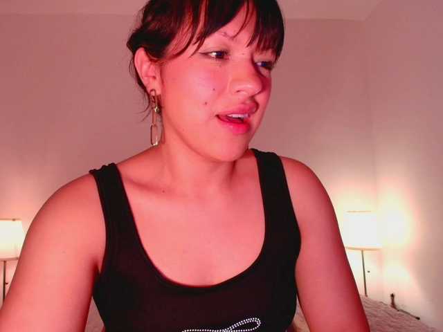 Melyzamek27 live webcam show