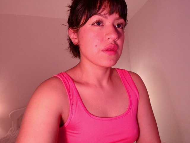 Melyzamek27 live cam on BongaCams