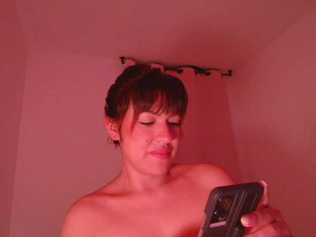 Melyzamek27 live cam on BongaCams
