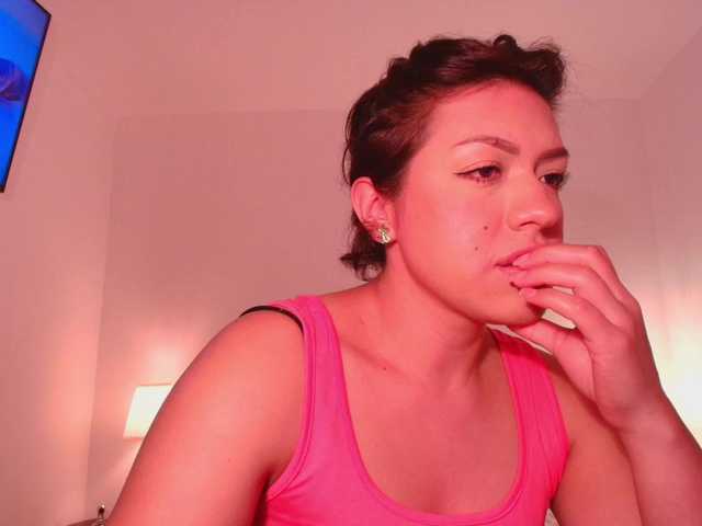 Melyzamek27 live cam on BongaCams