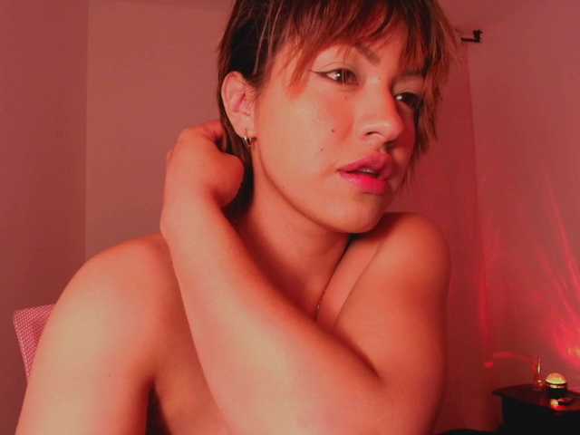 Melyzamek27's BongaCams show and profile