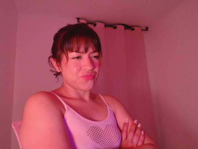 Melyzamek27 live cam on BongaCams