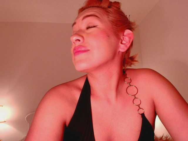 Melyzamek27 live cam on BongaCams