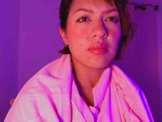 Melyzamek27 Live Webcam on BongaCams
