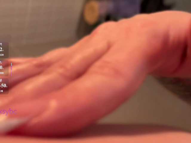 Hotksy live cam on BongaCams
