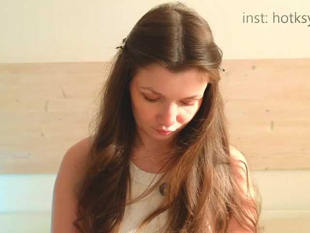Hotksy live cam on BongaCams