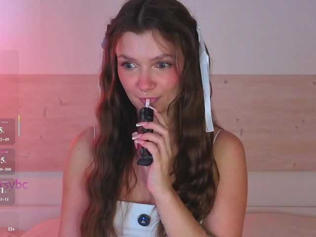 Hotksy live cam on BongaCams