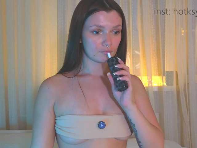 Hotksy live webcam show