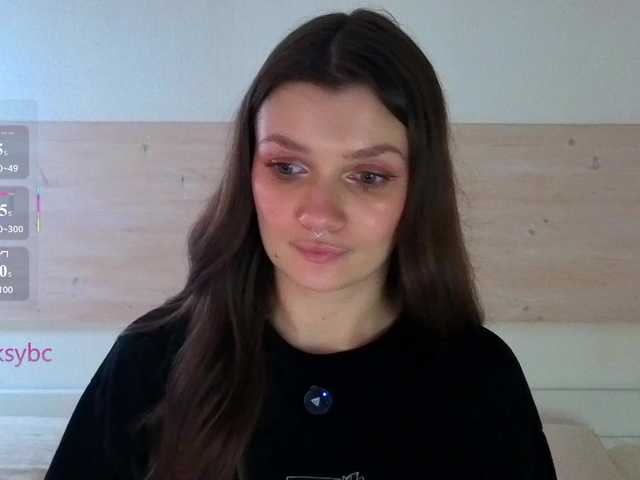 HotKsy — live female cam