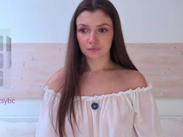 Hotksy live cam on BongaCams