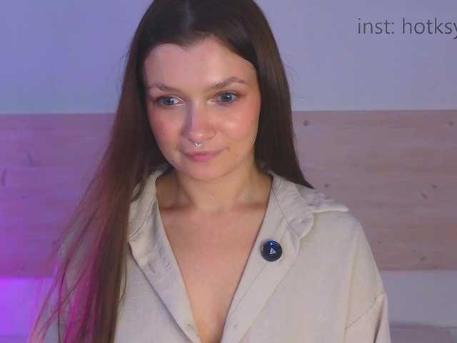 Hotksy live cam on BongaCams
