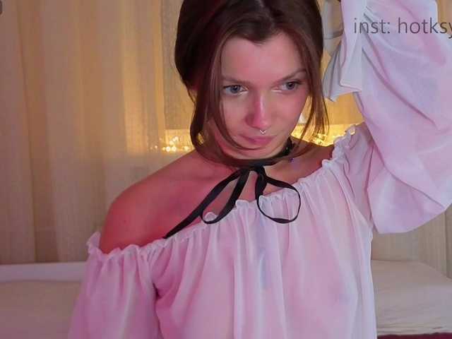Hotksy live cam on BongaCams