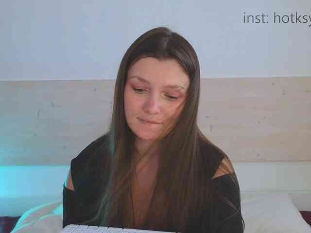 Hotksy Sex Cam Show