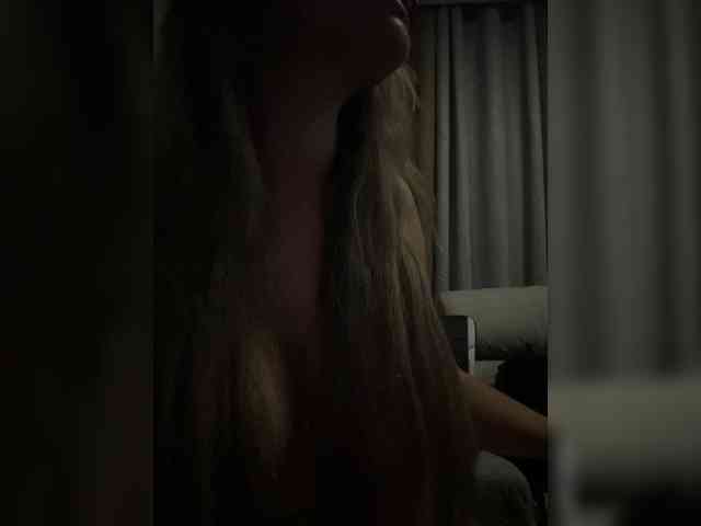 Nuevacachonda69 webcam