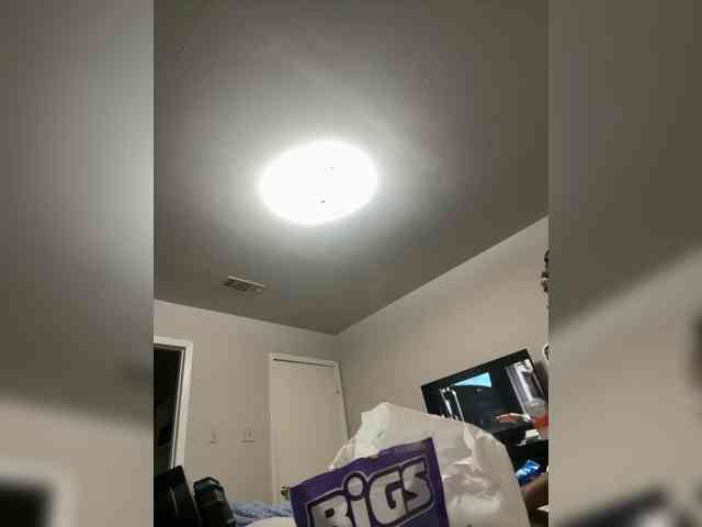 JohnyLong webcam