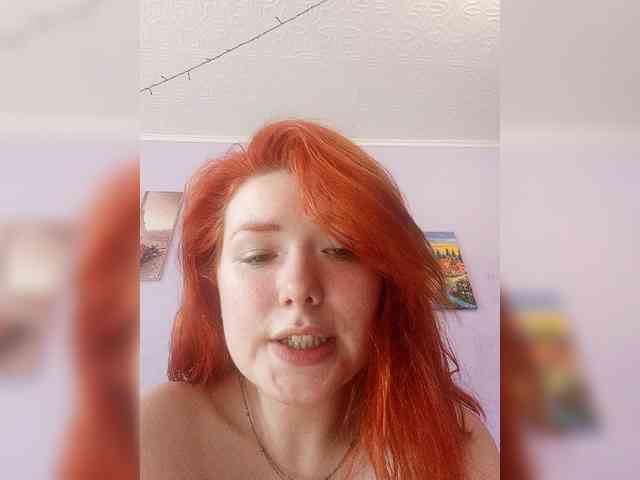 Horny-Lina webcam