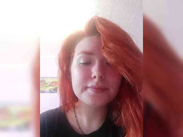 Horny-Lina webcam