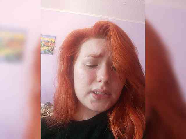 Horny-Lina webcam