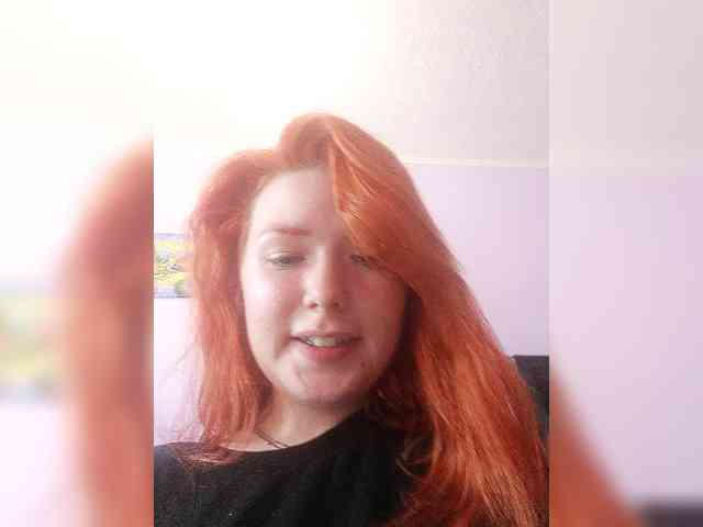 Horny-Lina webcam