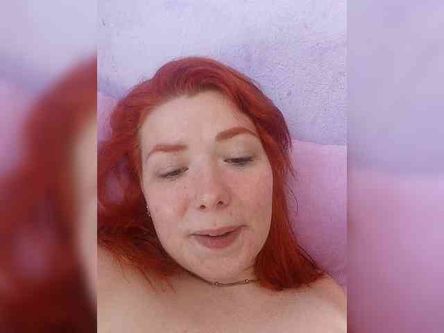 Horny-Lina webcam