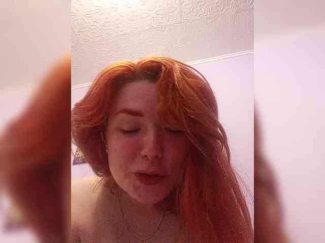 Horny-Lina webcam