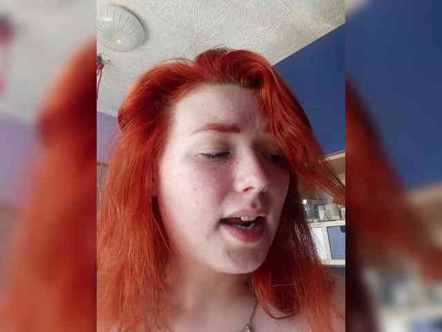 Horny-Lina webcam