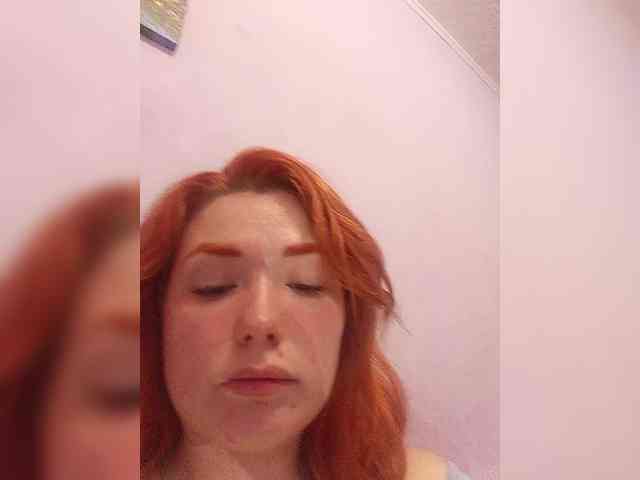 Horny-Lina webcam