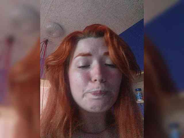 Horny-Lina webcam