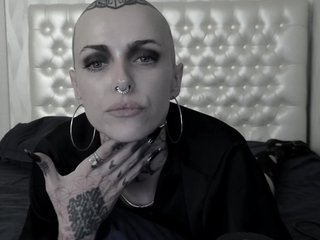 MARLA_SINGER
