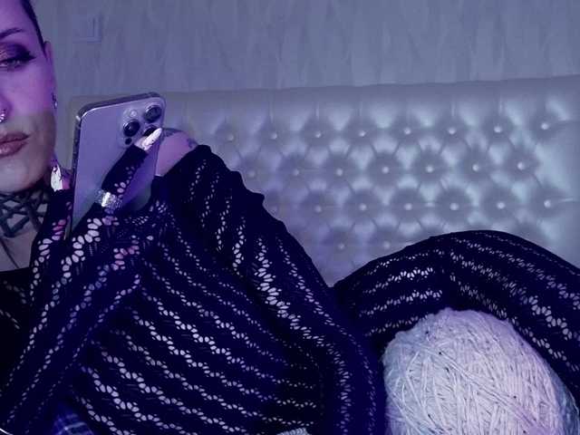 Haermit live cam on BongaCams