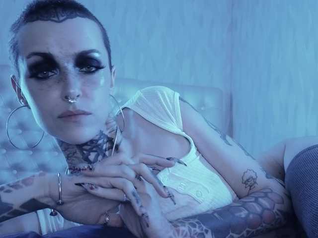 MARLA_SINGER