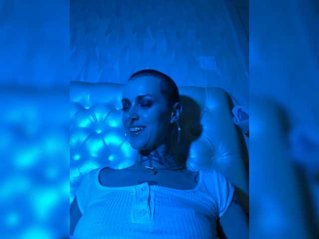 Haermit live cam on BongaCams