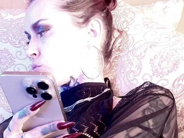 Haermit live cam on BongaCams