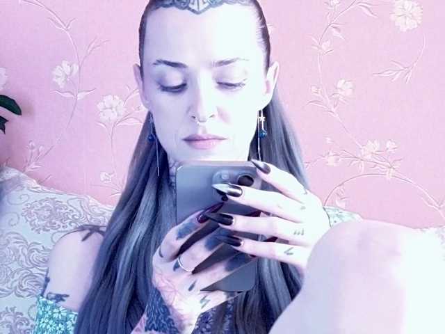 Haermit live cam on BongaCams