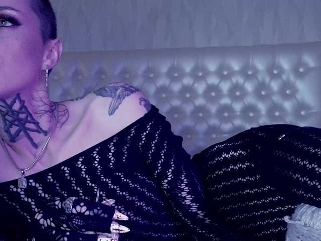 Haermit live cam on BongaCams