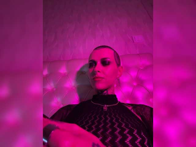 Haermit live cam on BongaCams