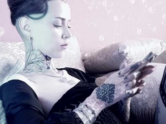 Haermit live cam on BongaCams