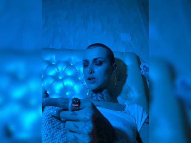 Haermit live cam on BongaCams