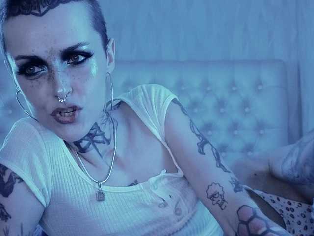 MARLA_SINGER