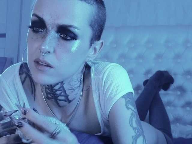MARLA_SINGER