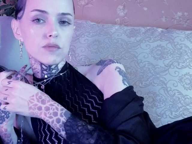 Haermit live cam on BongaCams